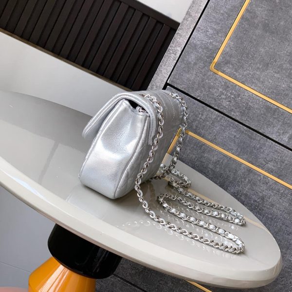 Chanel FLAP PHONE HOLDER WITH CHAIN(HIGH-END GRADE) - Image 3