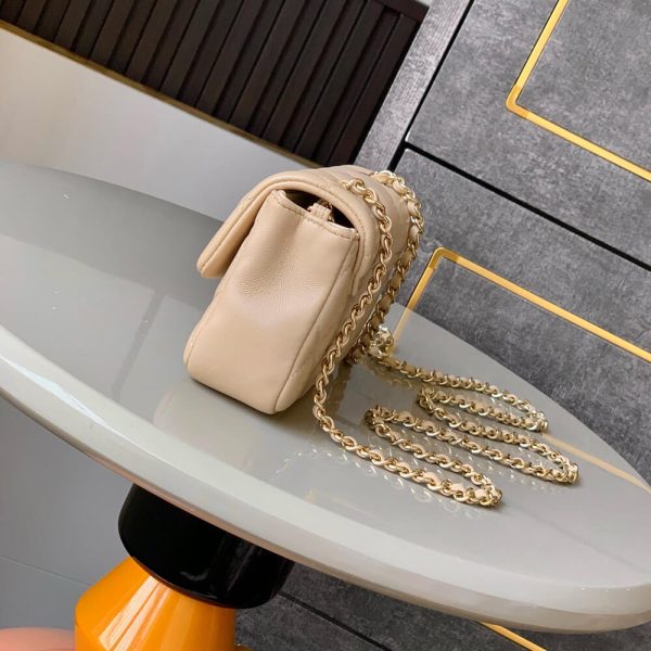 Chanel Clutch with Chain(HIGH-END GRADE) - Image 3
