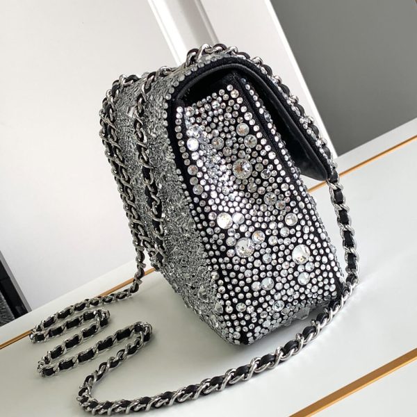 Chanel mini flap(HIGH-END GRADE) - Image 3