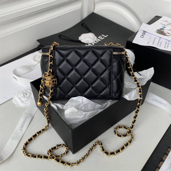 Chanel VANITY WITH CHAIN - Image 4
