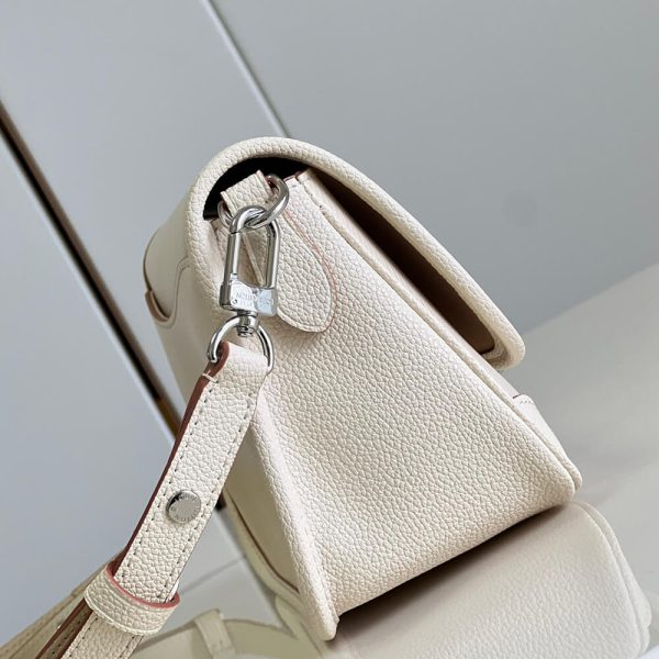 LV Buci - Image 4