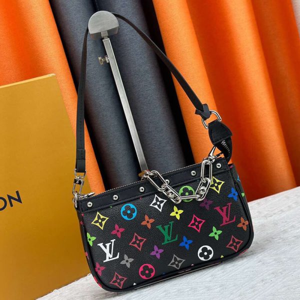 LV x TM Pochette Accessoires - Image 4