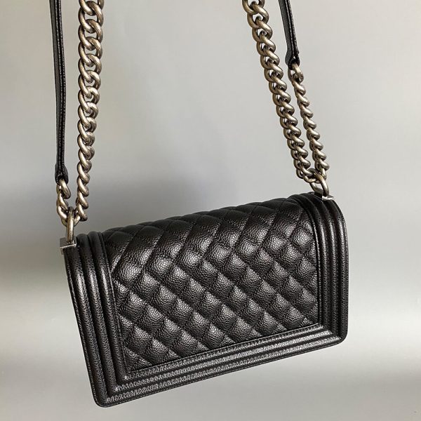 BOY CHANEL HANDBAG(TAX-FREE GRADE) - Image 4