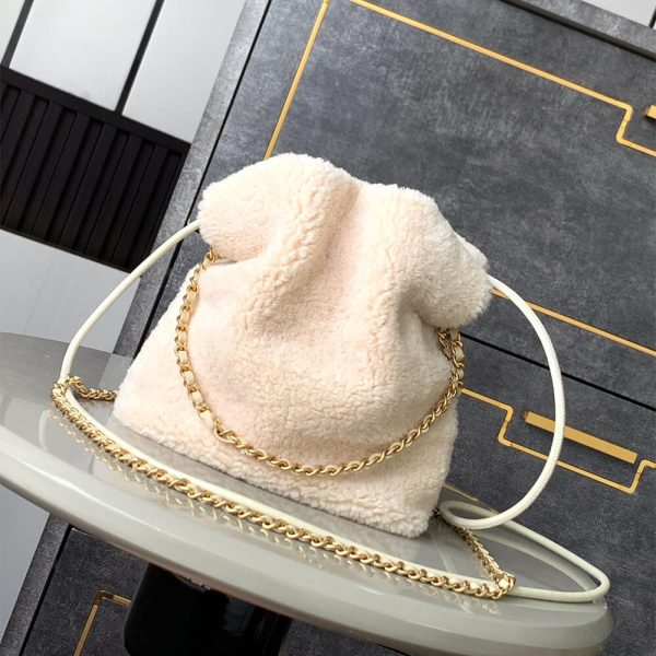 CHANEL 22 MINI HANDBAG - Image 4