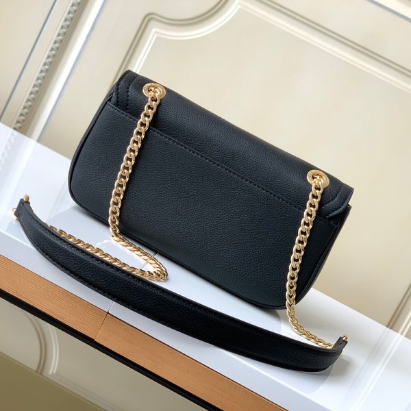 LV LockMe Chain Bag East West - Image 4
