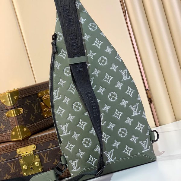 LV Duo Slingbag - Image 4