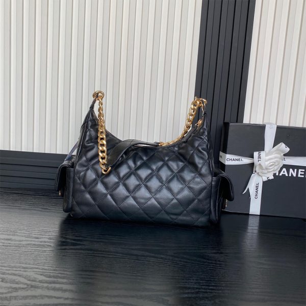 Chanel Maxi Hobo Bag(HIGH-END GRADE) - Image 4