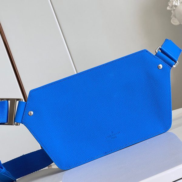 LV Takeoff Slingbag - Image 4