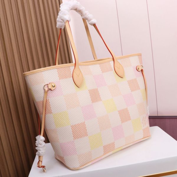 LV Neverfull MM - Image 4