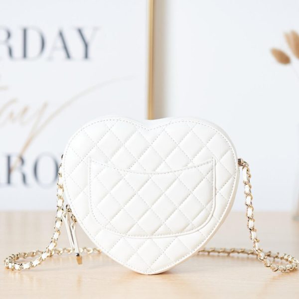 Chanel 22s Heart Bag(HIGH-END GRADE) - Image 4