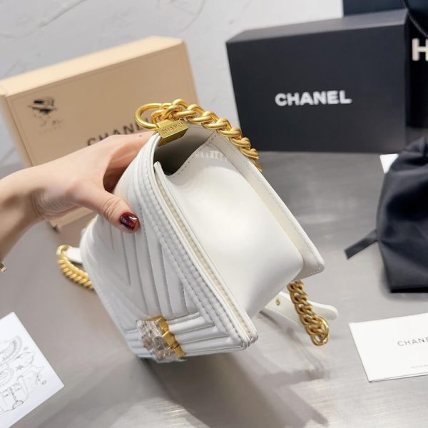Chevron Boy Chanel Handbag - Image 5