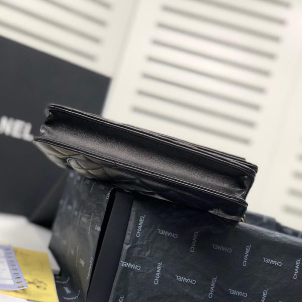 CHANEL WALLET ON CHAIN - Image 5