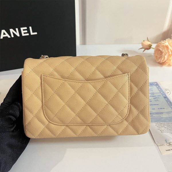 CHANEL MINI FLAP BAG - Image 5