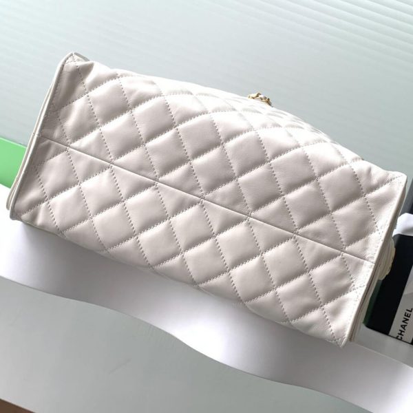 CHANEL 25 Medium Handbag(high-end grade) - Image 5