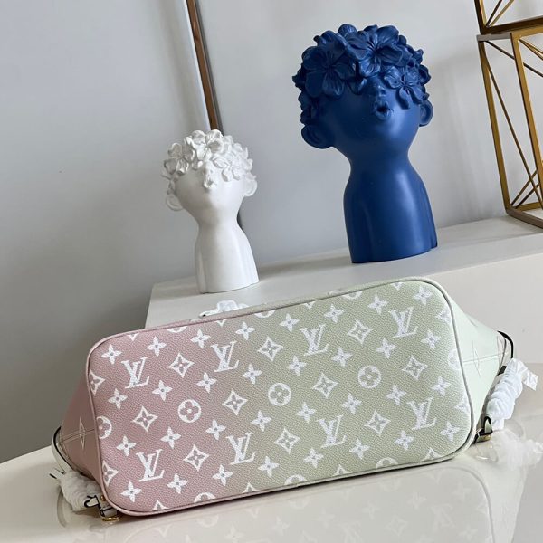 Louis Vuitton Neverfull MM - Image 5