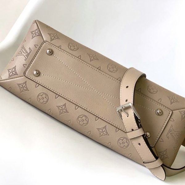 LV Hand It All PM - Image 5