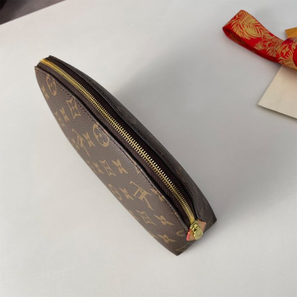 LV Cosmetic Pouch GM - Image 5