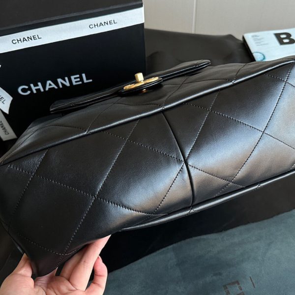 CHANEL Shopping Bag(TAX-FREE GRADE) - Image 5