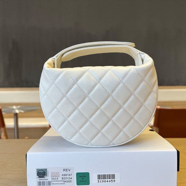 Chanel Pouch(HIGH-END GRADE) - Image 5