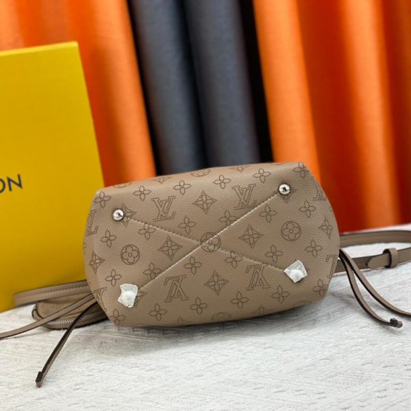 LV Bella - Image 5