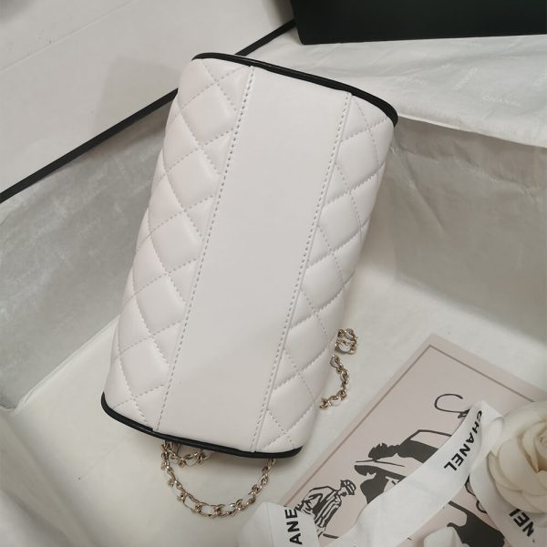 CHANEL Clutch with Chain(HIGH-END GRADE) - Image 5