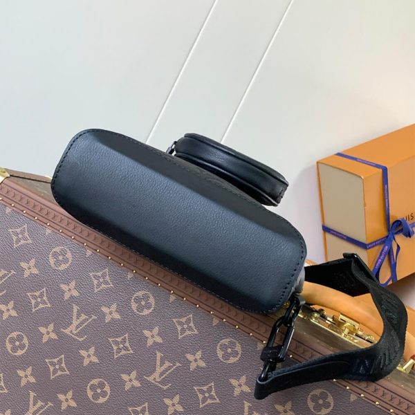 LV Duo Slingbag - Image 5
