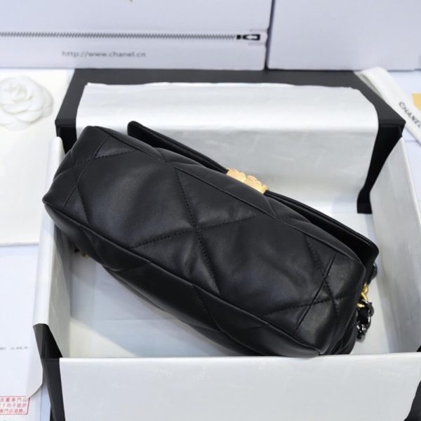 CHANEL 19 HANDBAG - Image 5