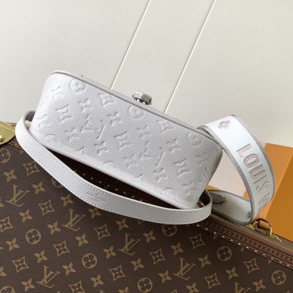 LV Diane - Image 5