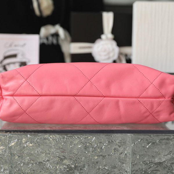 CHANEL 22 SMALL HANDBAG(high-end grade) - Image 5