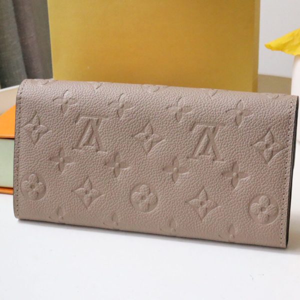 LV Sarah Wallet - Image 5