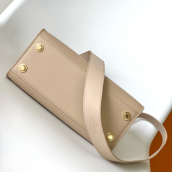 LV On My Side PM - Image 5
