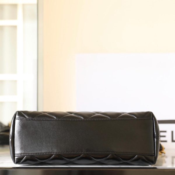 CHANEL HOBO BAG(HIGH-END GRADE) - Image 5