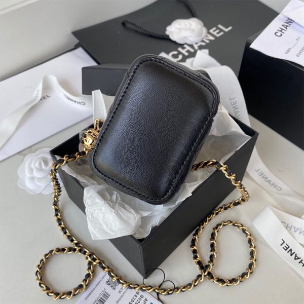 Chanel SMALL VANITY WITH CHAIN - Image 6