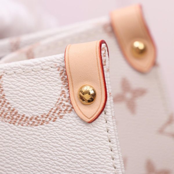 LV OnTheGo MM - Image 6