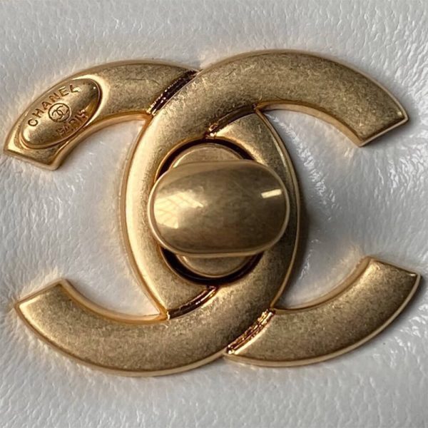 CHANEL MINI FLAP(HIGH-END GRADE) - Image 6