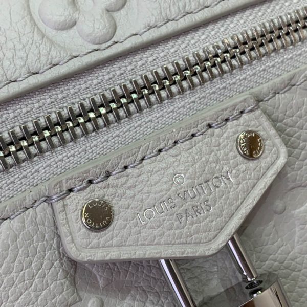 LV Vanity Chain Pouch(HIGH-END GRADE) - Image 6