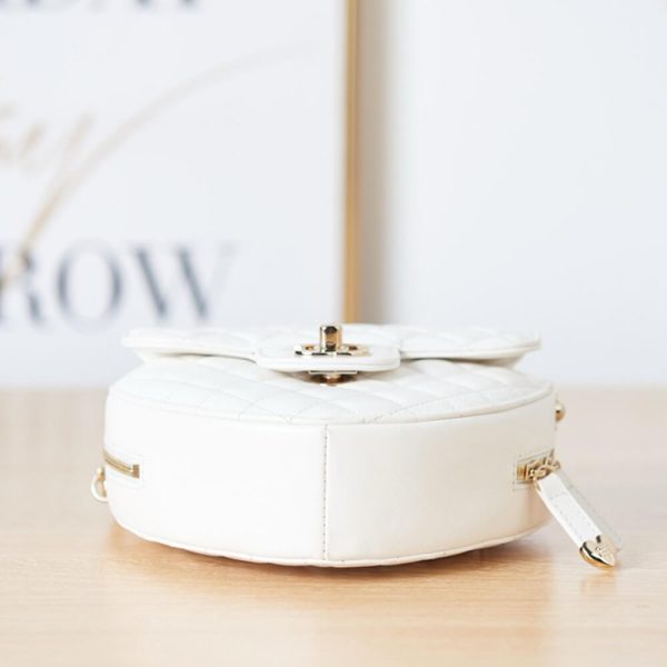 Chanel 22s Heart Bag(HIGH-END GRADE) - Image 6