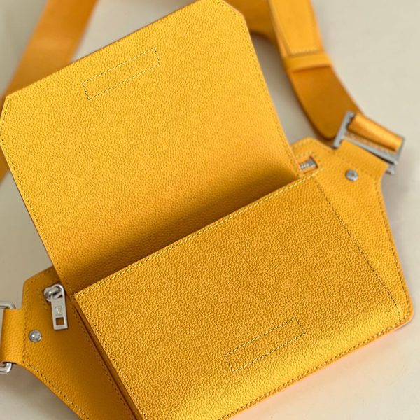 LV Takeoff Slingbag - Image 6