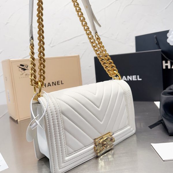 Chevron Boy Chanel Handbag - Image 7