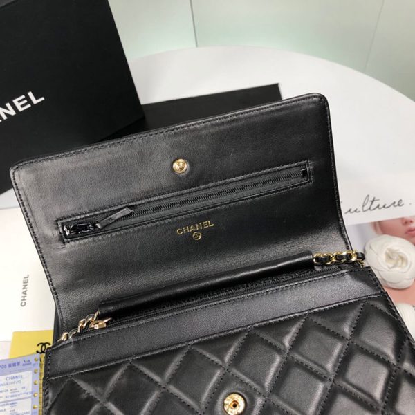 CHANEL WALLET ON CHAIN - Image 7