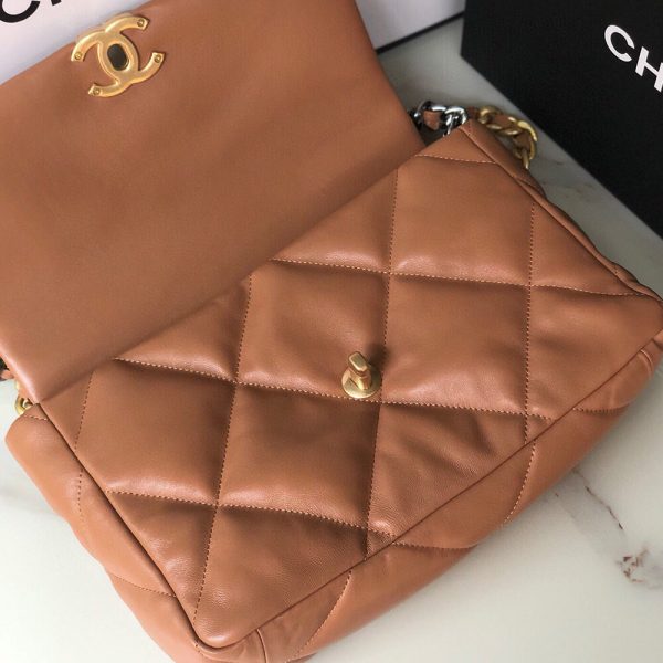 CHANEL 19 Large Bag - Image 7