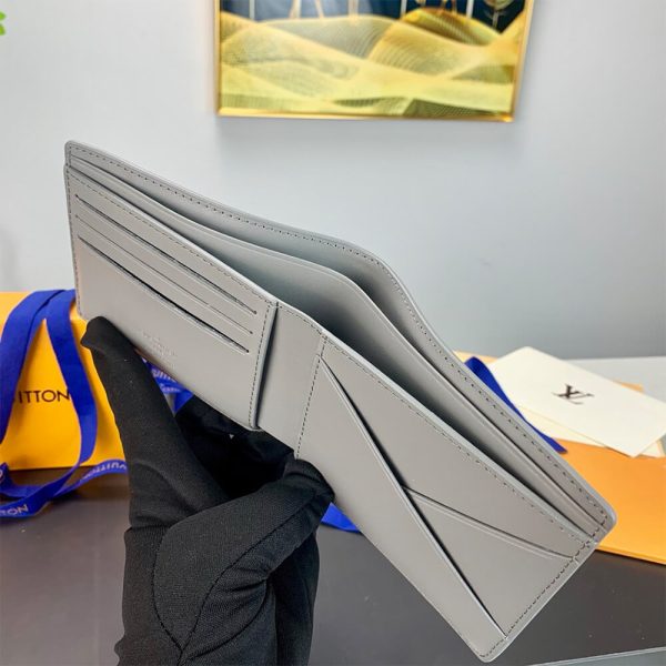LV Multiple Wallet - Image 7