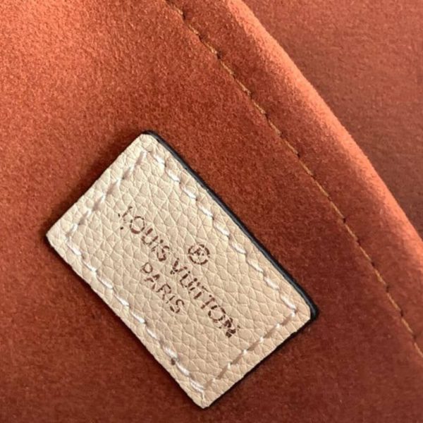 LV Hand It All PM - Image 7