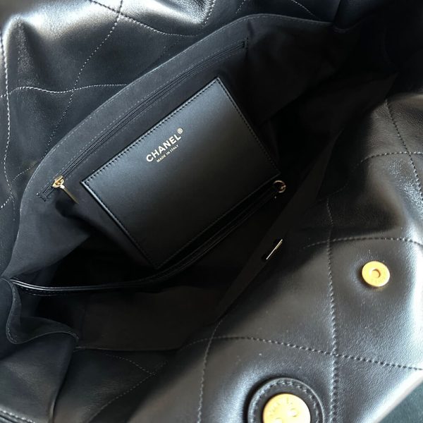 CHANEL Shopping Bag(TAX-FREE GRADE) - Image 7