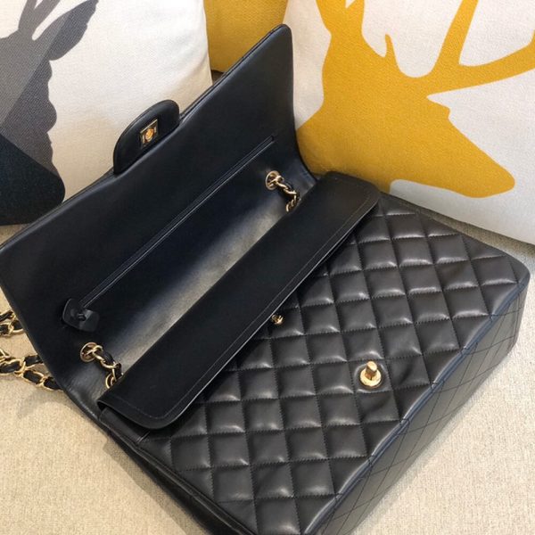 CHANEL Classic Maxi Handbag - Image 7
