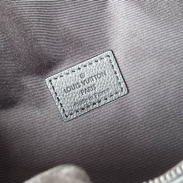 LV Rush Bumbag - Image 7