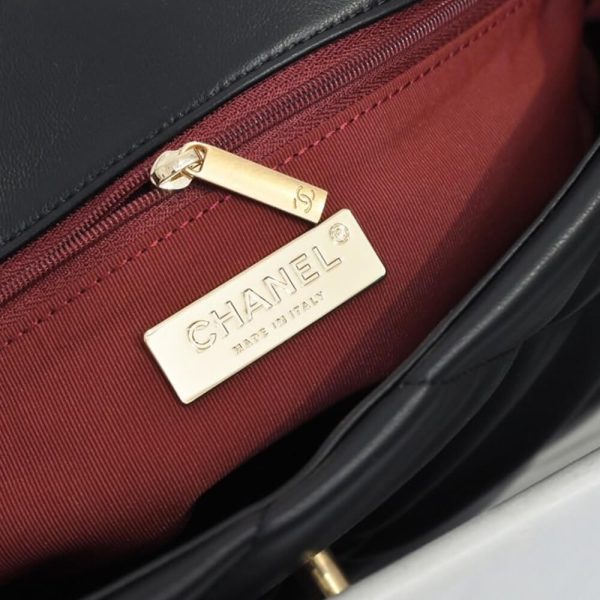 CHANEL 19 HANDBAG - Image 7