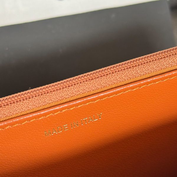 CHANEL Wallet On Chain - Image 7