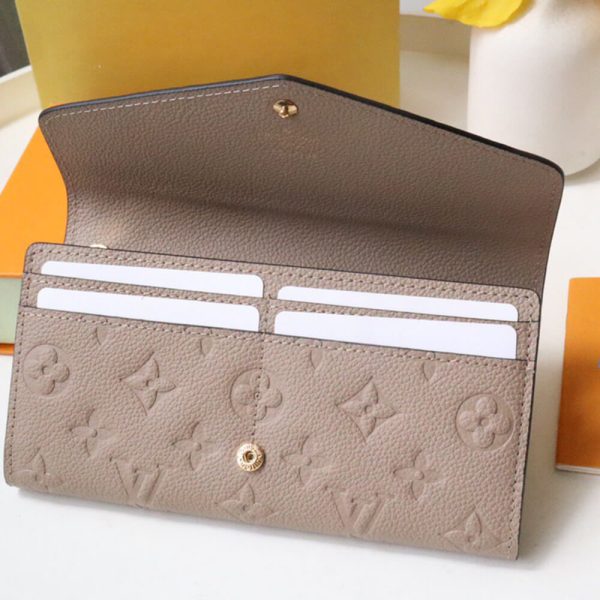 LV Sarah Wallet - Image 7