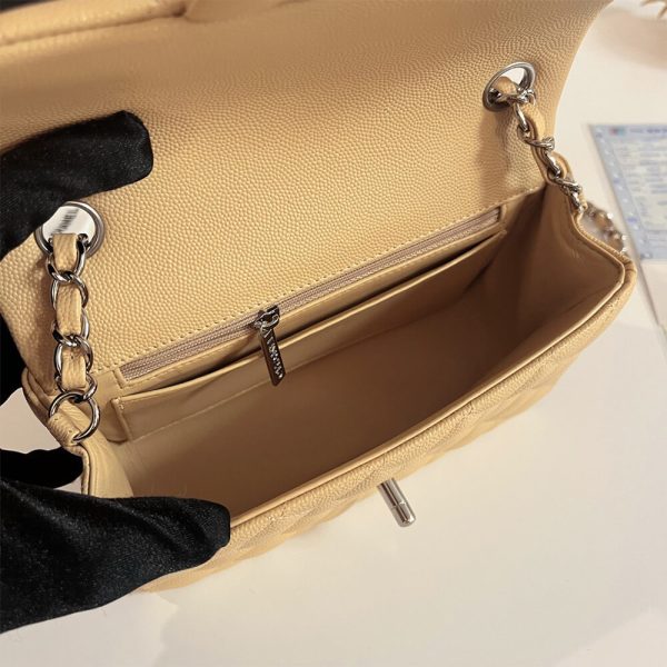 CHANEL MINI FLAP BAG - Image 8